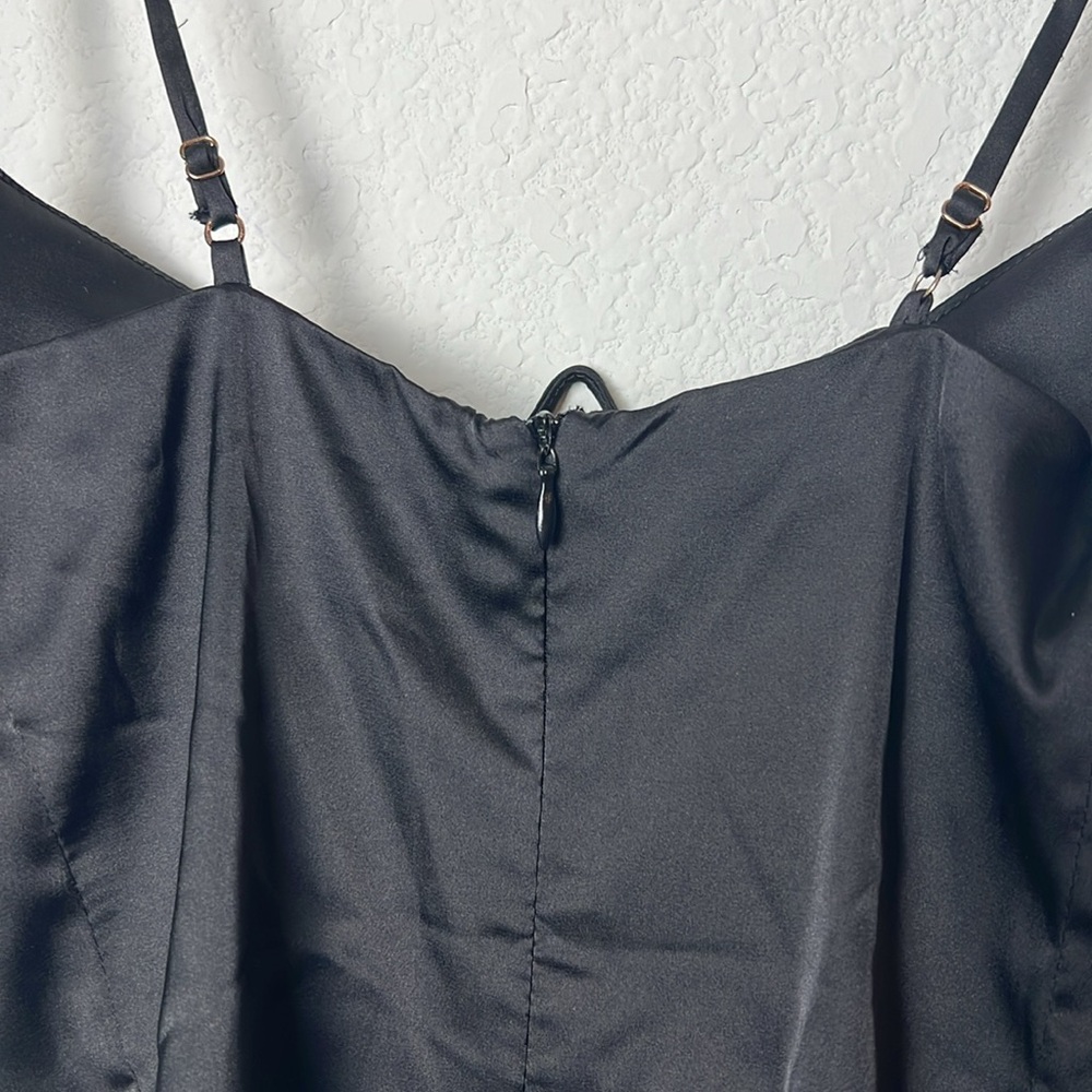Oh Polly Cut Out Bodysuit Black Size 2 - Picture 6 of 7